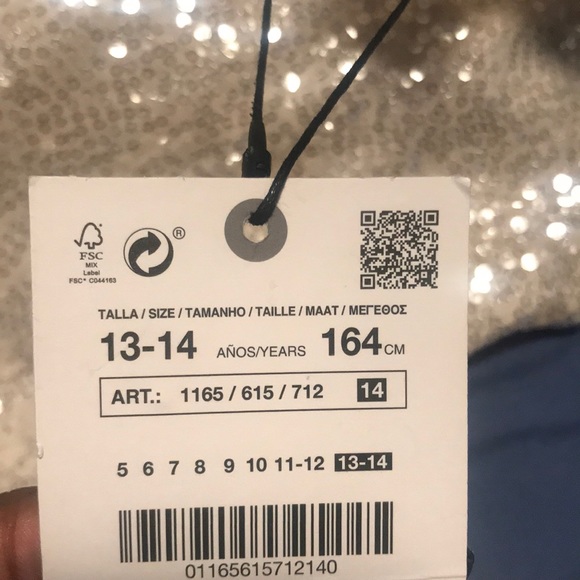 Dress - Picture 3 of 3